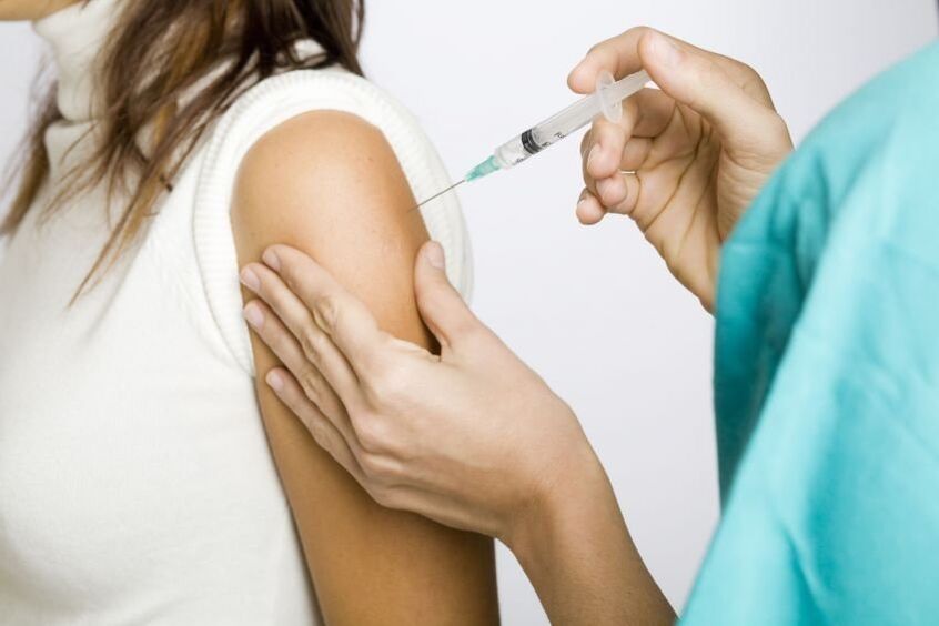 An antiviral injection is an effective way to prevent illness